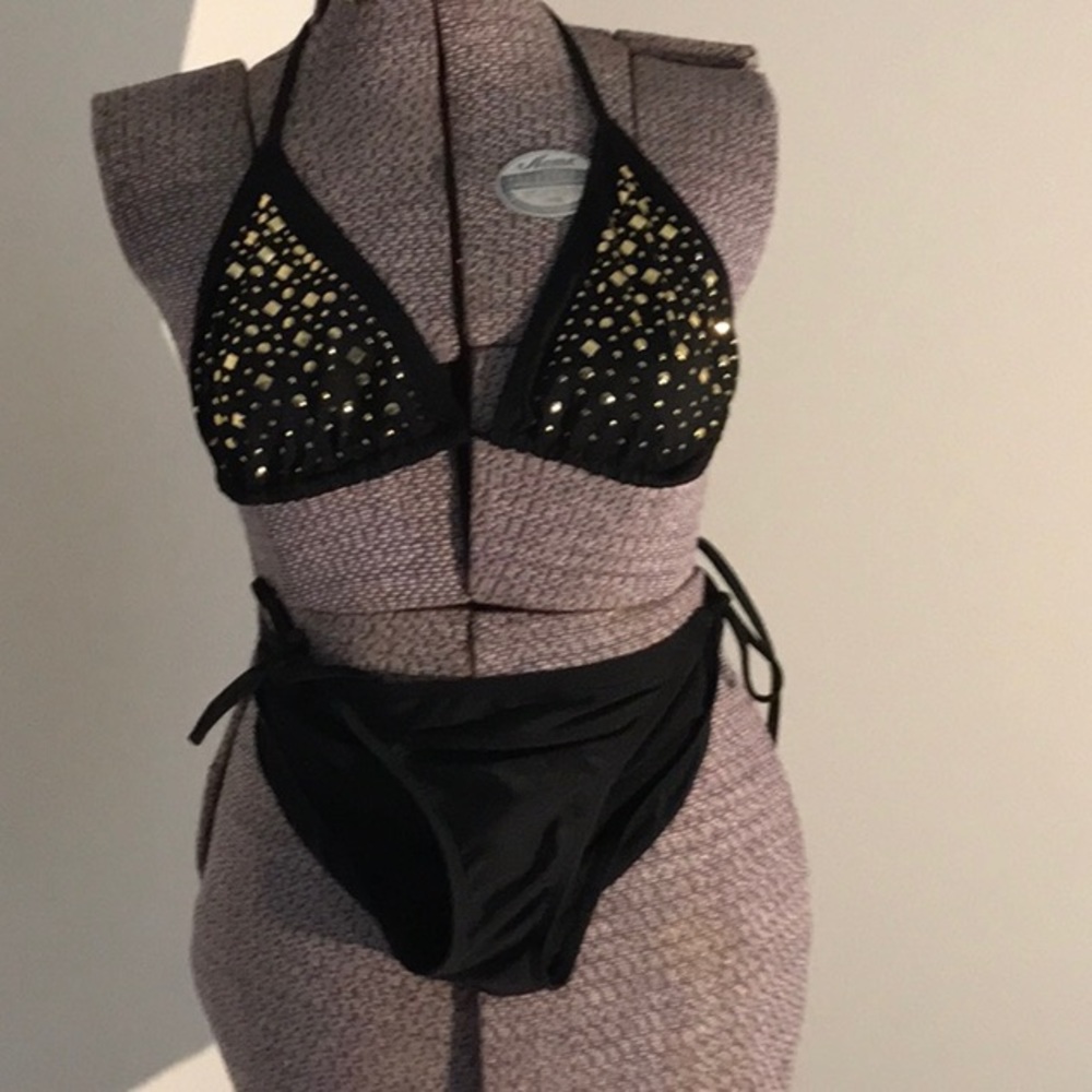 Old Navy bikini - Picture 3 of 4